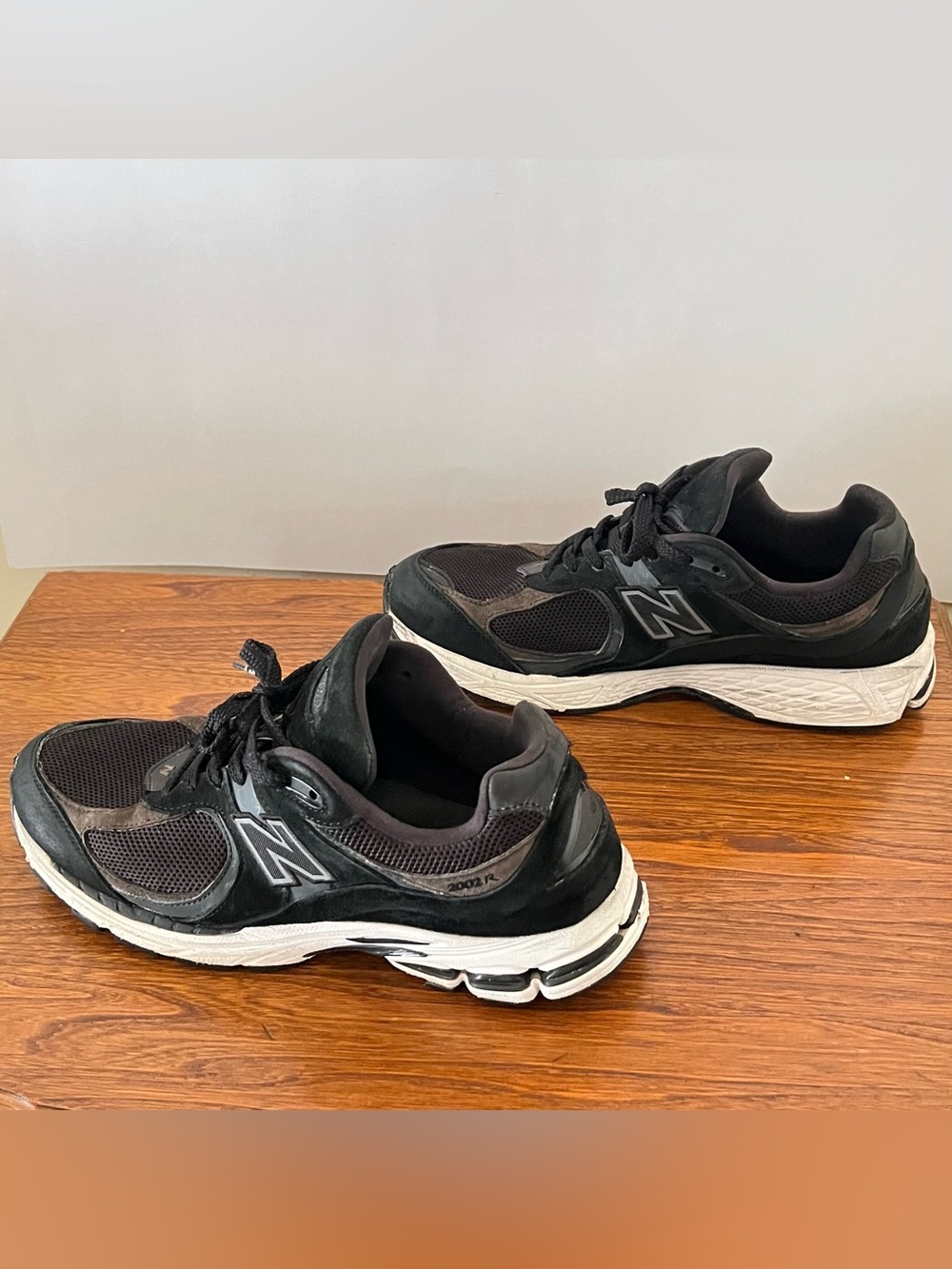 New Balance Black and White Men's Running Sneakers